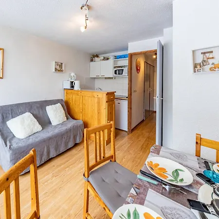 20m² Avec Balcon Pour 4 Pers. à Saint-françois-longchamp - Fr-1-807-50 Appartement Saint-François-Longchamp